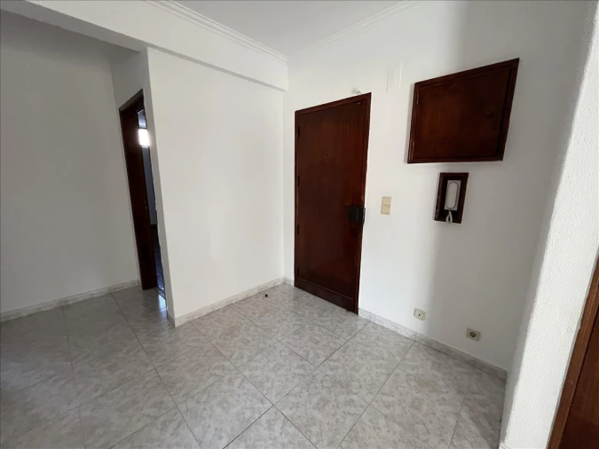Apartamento T2 para Venda em Cacém e São Marcos Foto 5