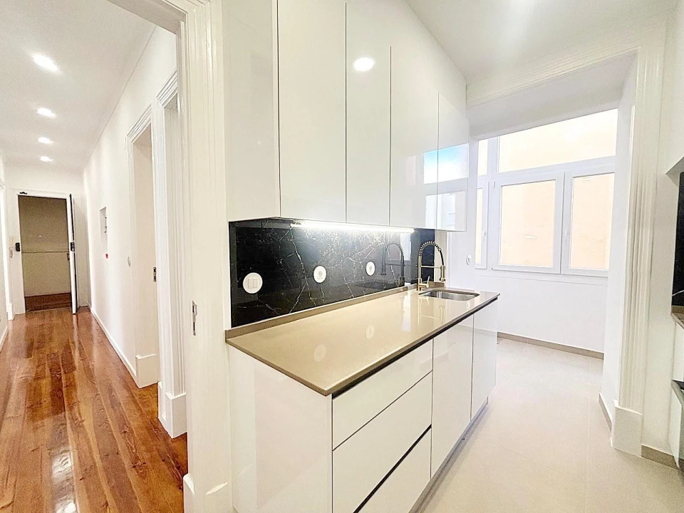 Apartamento T3 para Venda em Penha de França Foto 5