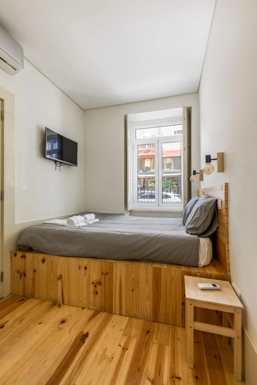 Apartamento T1 para Venda em Cedofeita, Santo Ildefonso, Sé, Miragaia, São Nicolau e Vitória Foto 3