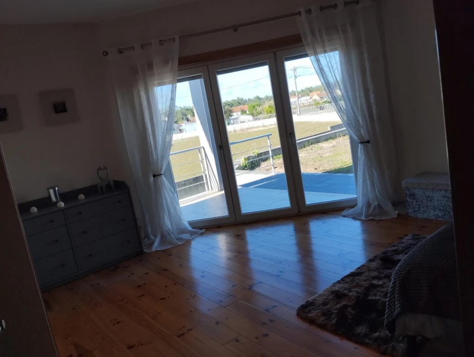 Moradia T3 para Venda em Monte Redondo e Carreira Foto 49