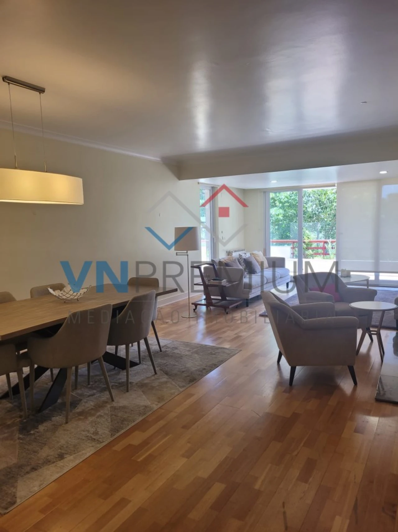 Apartamento T2 para Arrendamento em Queluz e Belas Foto 3