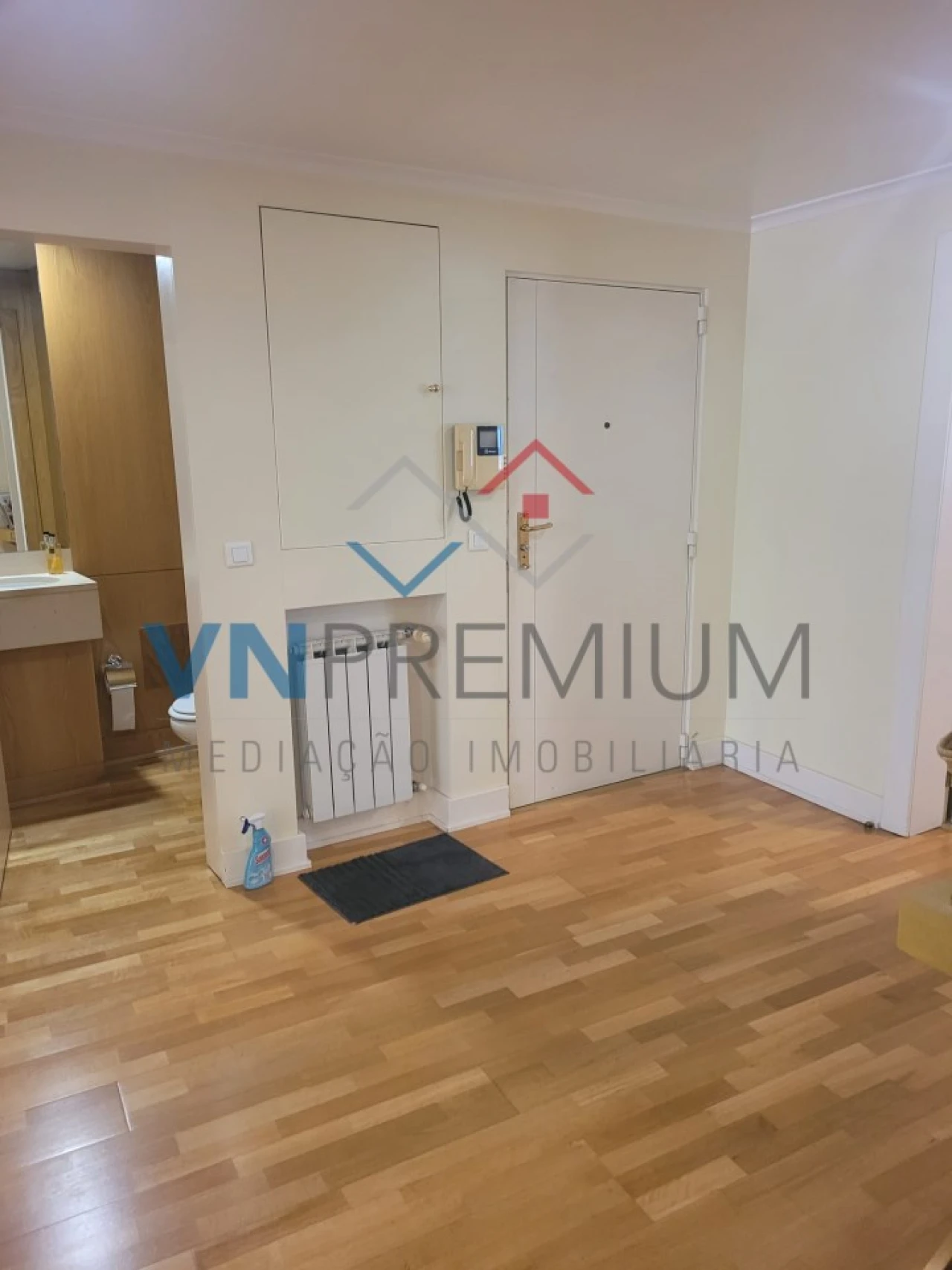 Apartamento T2 para Arrendamento em Queluz e Belas Foto 9