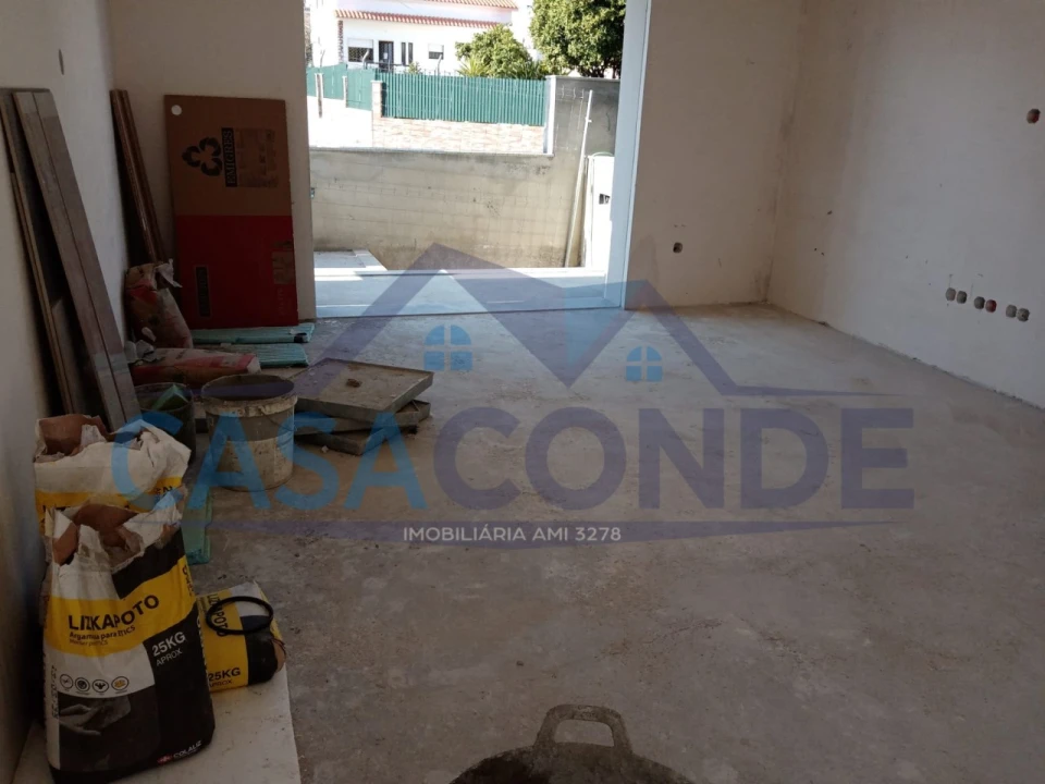 Moradia T3 para Venda em Quinta do Conde Foto 2