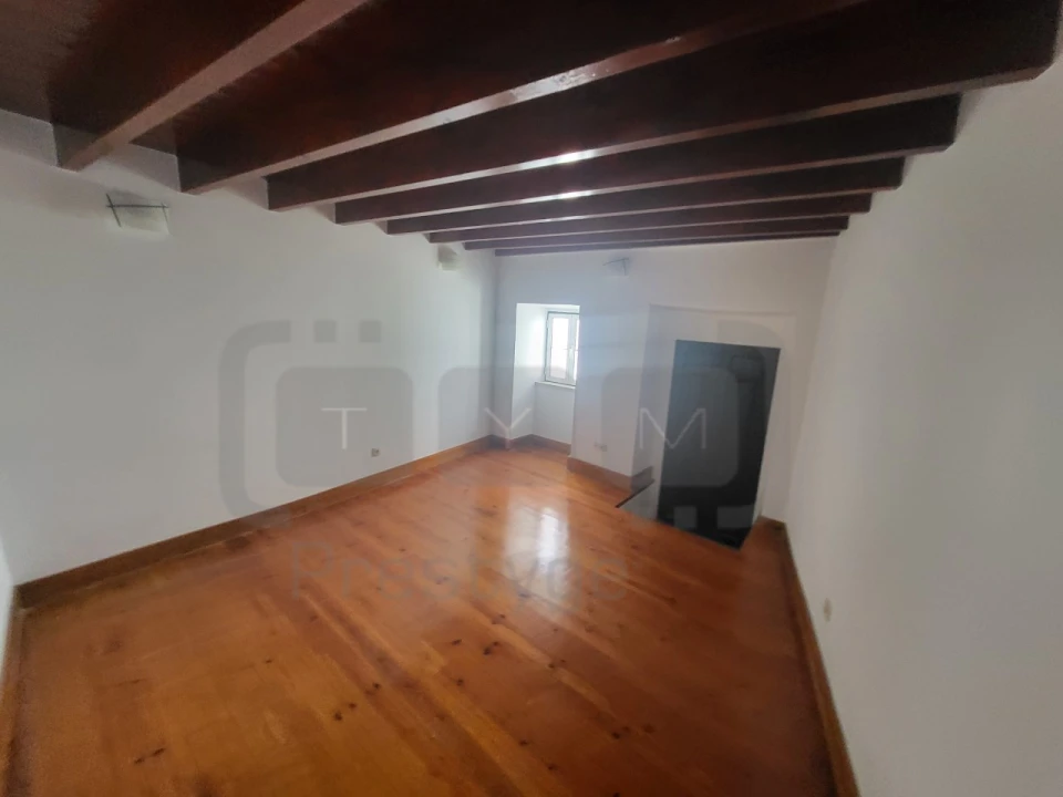 Moradia T2 para Venda em Além da Ribeira e Pedreira Foto 21