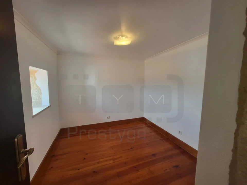Moradia T2 para Venda em Além da Ribeira e Pedreira Foto 16