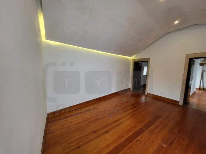 Moradia T2 para Venda em Além da Ribeira e Pedreira Foto 4