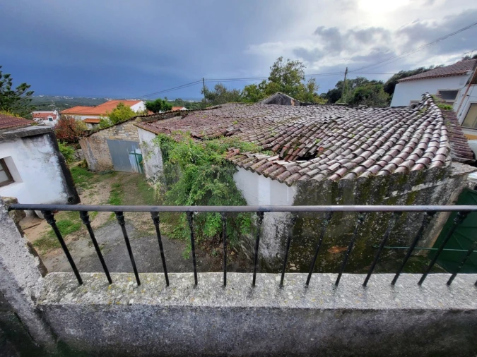 Moradia T2 para Venda em Além da Ribeira e Pedreira Foto 24