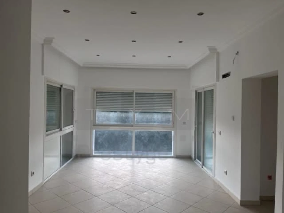 Moradia T4 para Venda em Além da Ribeira e Pedreira Foto 11