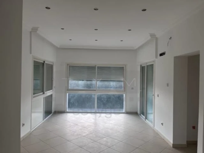 Moradia T4 para Venda em Além da Ribeira e Pedreira Foto 11