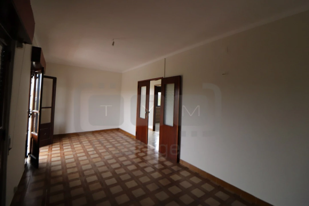 Moradia T3 para Venda em São João Baptista e Santa Maria dos Olivais Foto 4