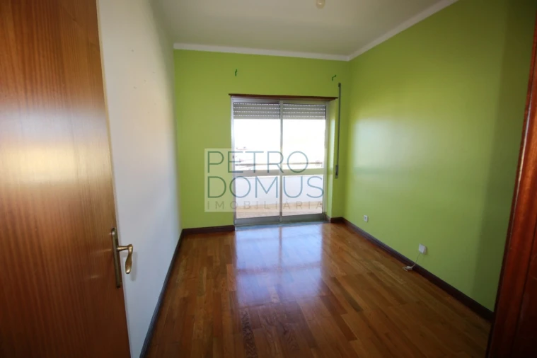 Apartamento T3 para Venda em Marrazes e Barosa Foto 17