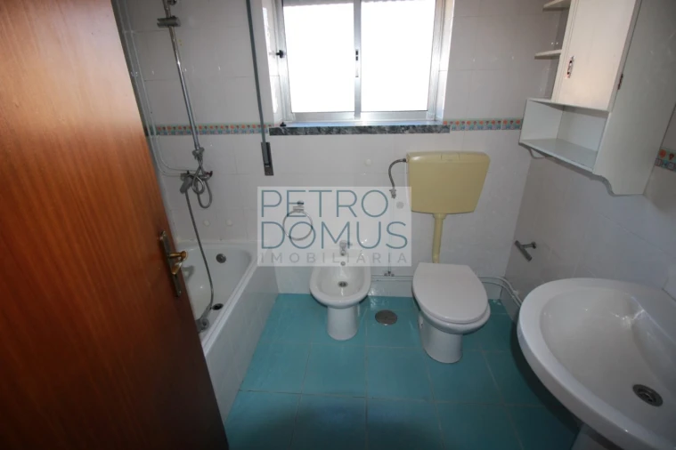 Apartamento T3 para Venda em Marrazes e Barosa Foto 24