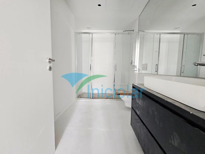 Apartamento T1 para Venda em Cidade da Maia Foto 6