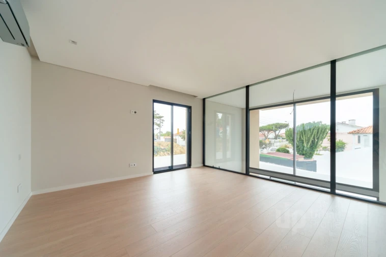 Moradia T4 para Venda em Alcabideche Foto 19