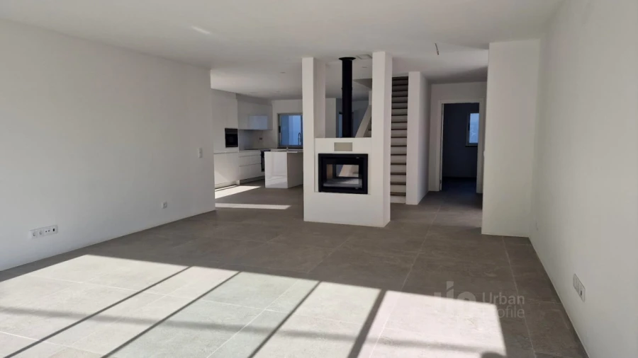 Moradia T3 para Venda em Famalicão Foto 5