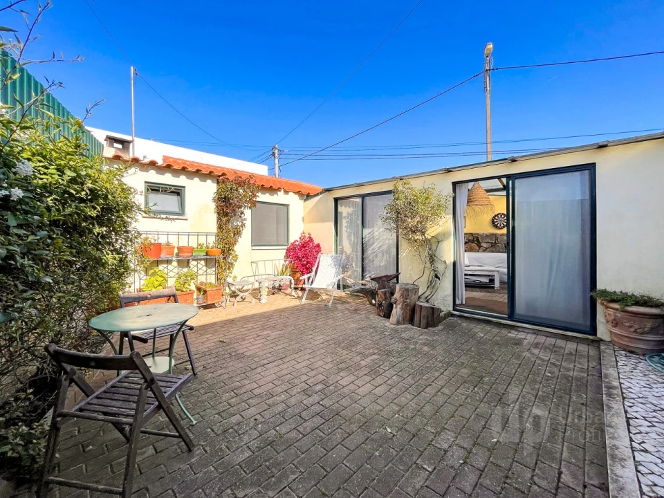 Moradia T3 para Venda em Colares Foto 56