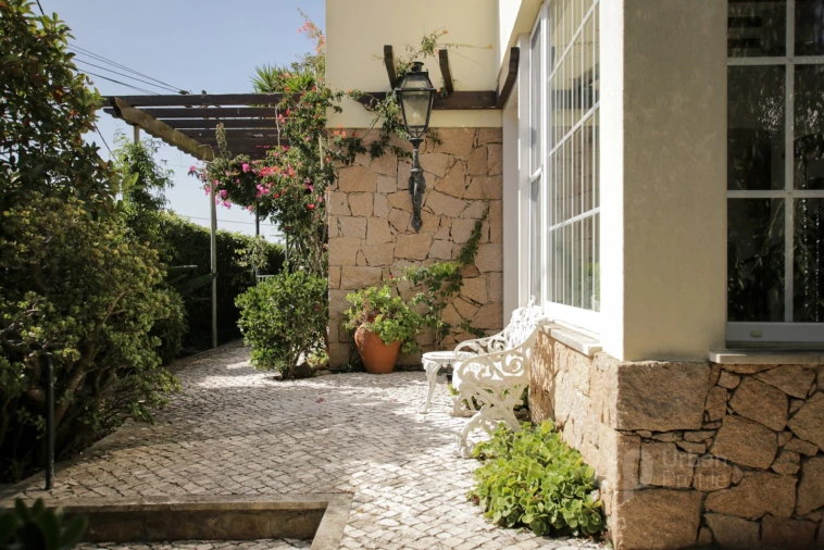 Moradia T3 para Venda em Colares Foto 3