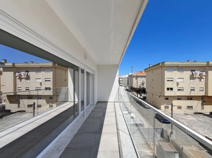 Apartamento T3 para Venda em Cascais e Estoril Foto 1
