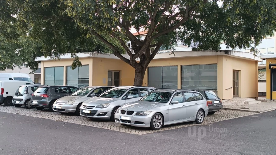 Loja para Arrendamento em Carcavelos e Parede Foto 8