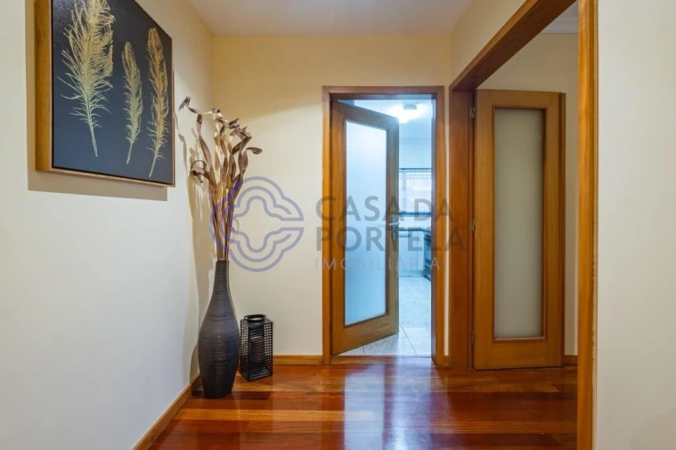 Apartamento T3 para Venda em Moreira Foto 9