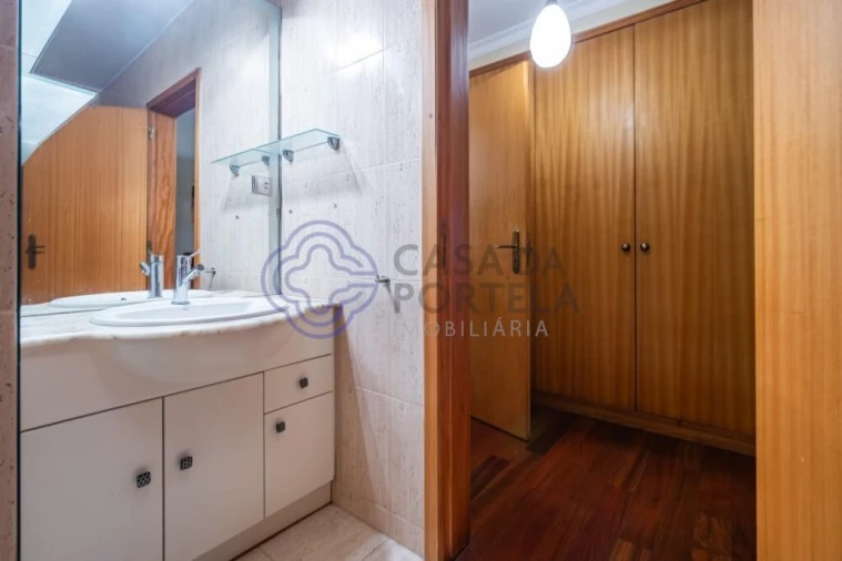 Apartamento T3 para Venda em Moreira Foto 19
