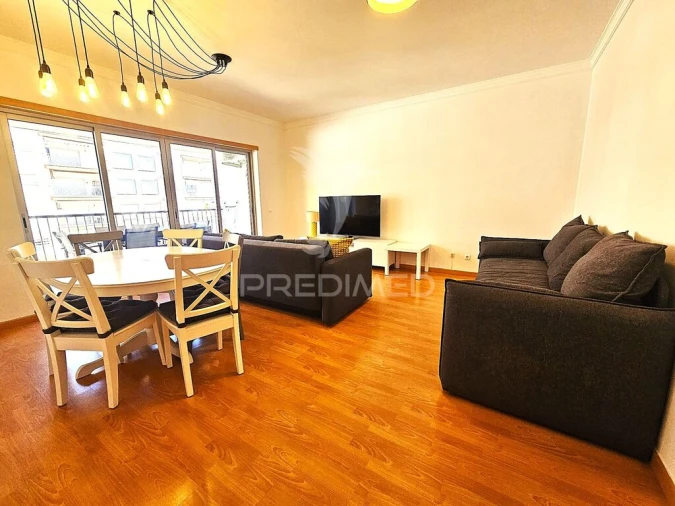 Apartamento T1 para Venda em Armação de Pera Foto 6