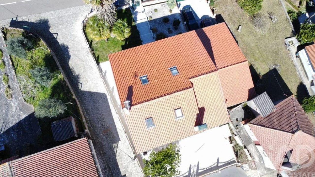 Moradia T5 para Venda em Arega Foto 33