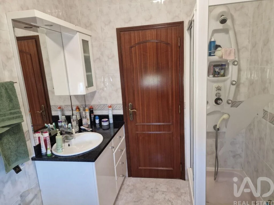 Moradia T5 para Venda em Arega Foto 30