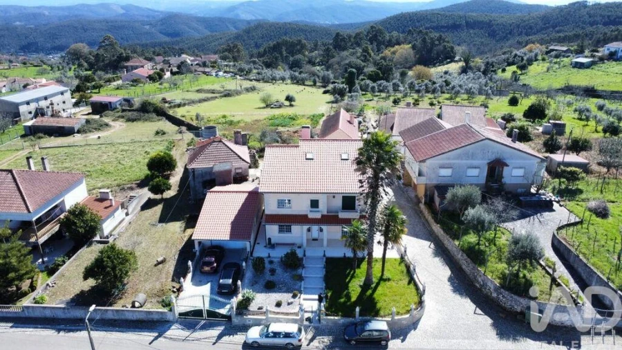 Moradia T5 para Venda em Arega Foto 32