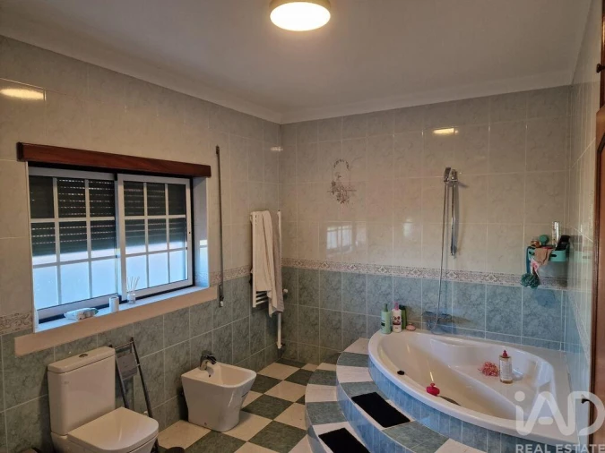 Moradia T5 para Venda em Arega Foto 22