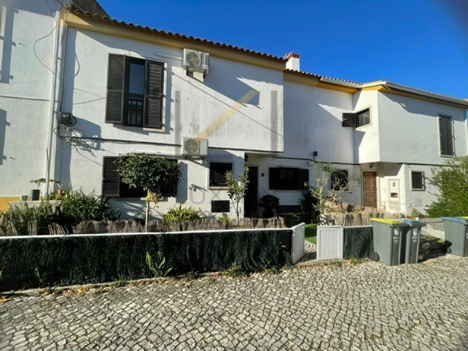 Moradia T3 para Venda em Azeitão (São Lourenço e São Simão) Foto 5