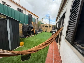 Moradia T3 para Venda em Azeitão (São Lourenço e São Simão)