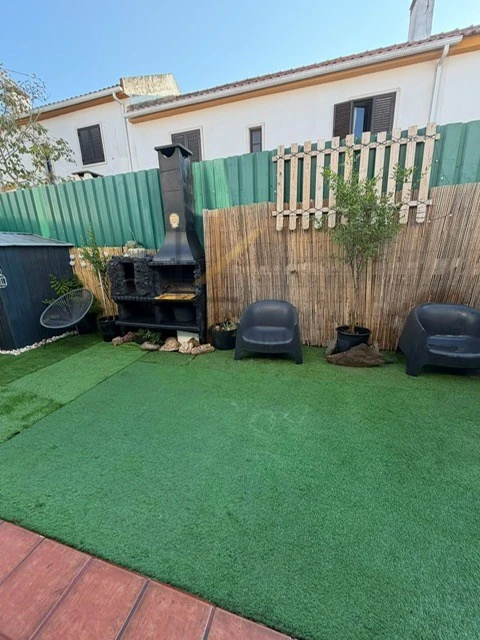 Moradia T3 para Venda em Azeitão (São Lourenço e São Simão)
