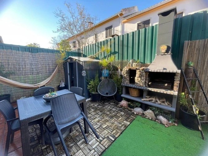 Moradia T3 para Venda em Azeitão (São Lourenço e São Simão) Foto 25