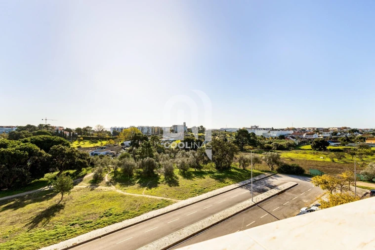 Apartamento T3 para Venda em Seixal, Arrentela e Aldeia de Paio Pires Foto 31