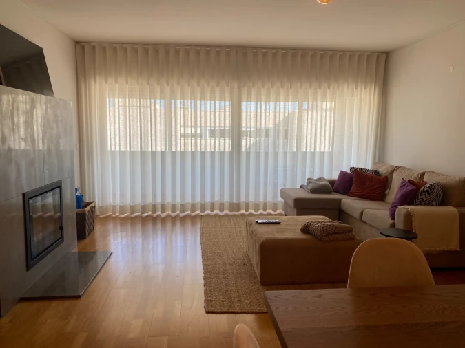 Apartamento T2 para Arrendamento em Azurem Foto 1