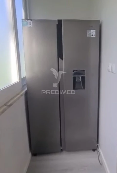Apartamento T2 para Venda em Benfica