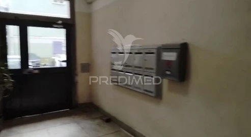 Apartamento T2 para Venda em Benfica