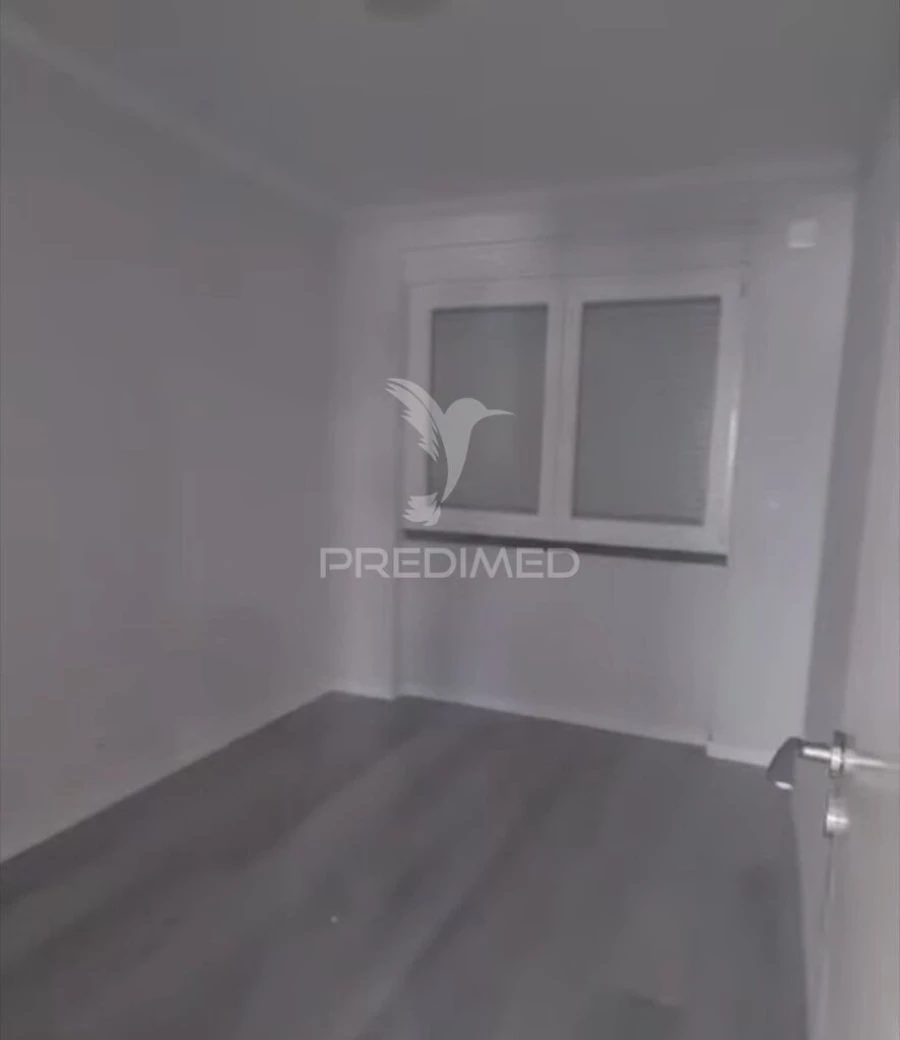 Apartamento T2 para Venda em Benfica Foto 15