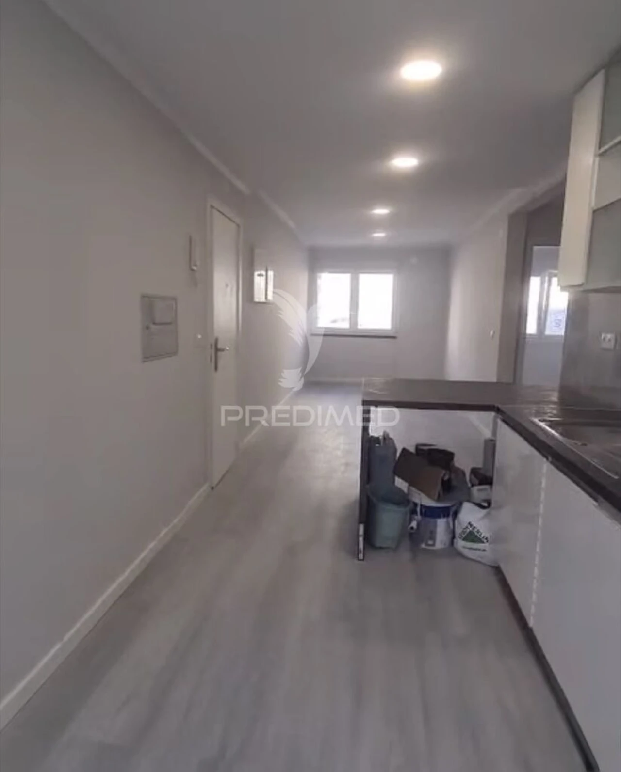 Apartamento T2 para Venda em Benfica Foto 6