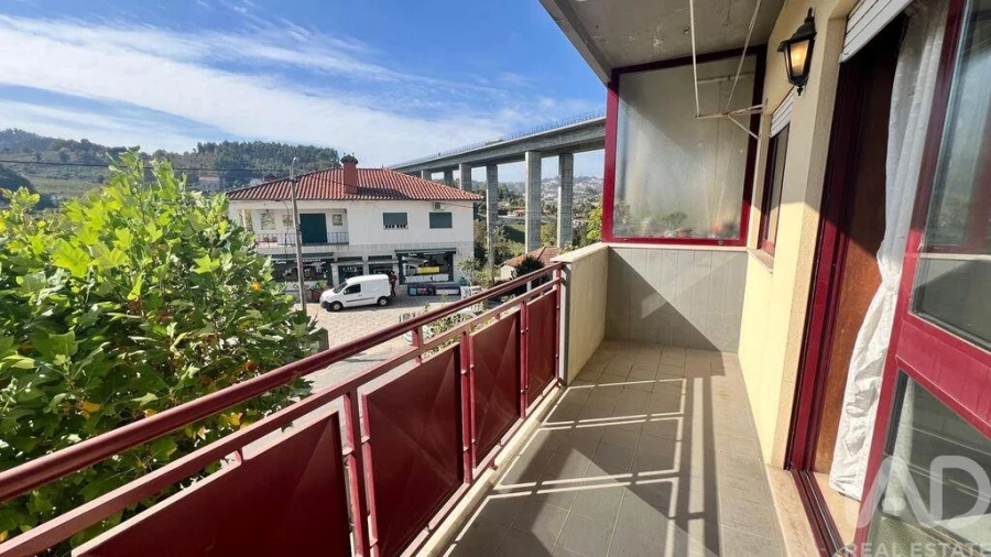 Apartamento T2 para Venda em Pedreira, Rande e Sernande Foto 28