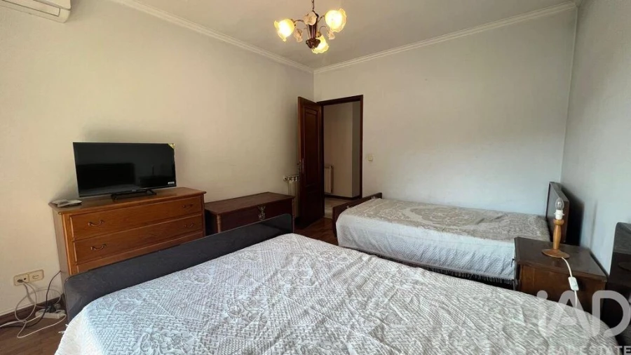 Apartamento T2 para Venda em Pedreira, Rande e Sernande Foto 16