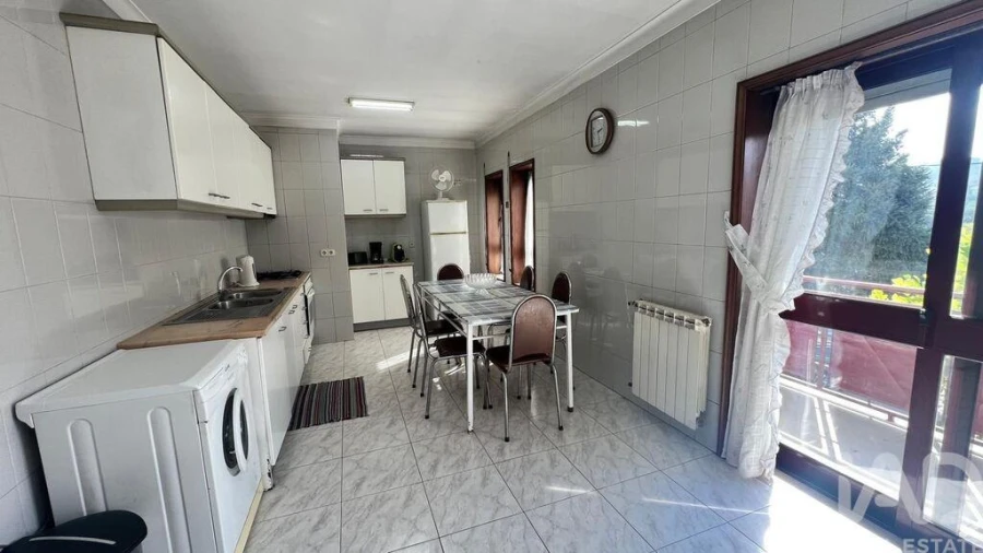 Apartamento T2 para Venda em Pedreira, Rande e Sernande Foto 6