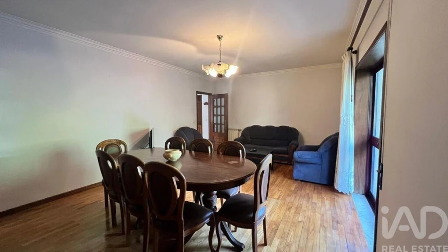 Apartamento T2 para Venda em Pedreira, Rande e Sernande Foto 12