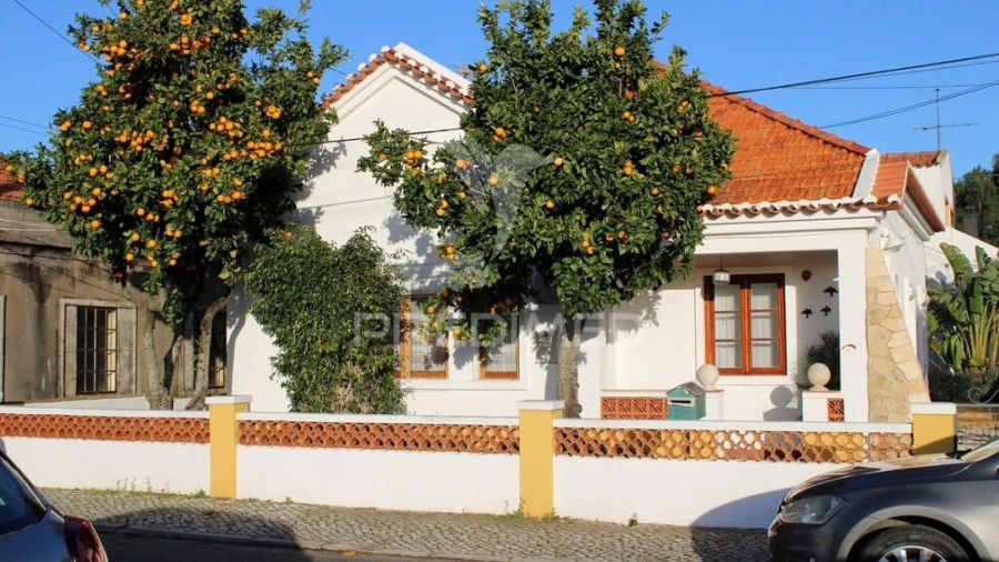 Moradia T2 para Venda em São Francisco da Serra