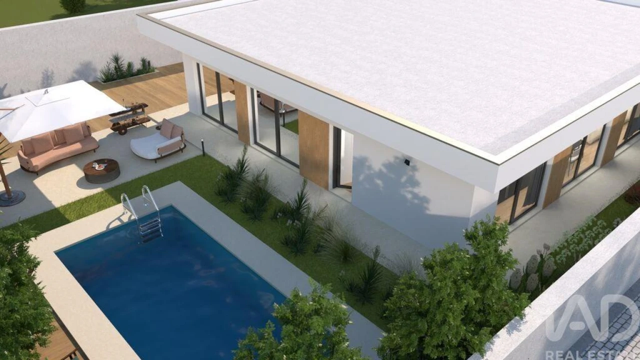 Moradia T3 para Venda em Rio Maior Foto 20