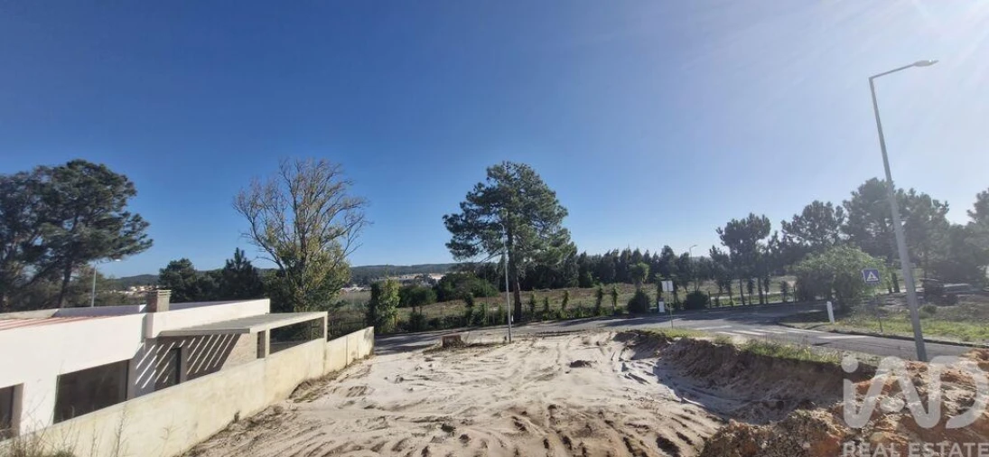 Moradia T3 para Venda em Rio Maior Foto 12