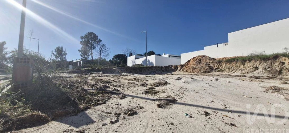 Moradia T3 para Venda em Rio Maior Foto 11