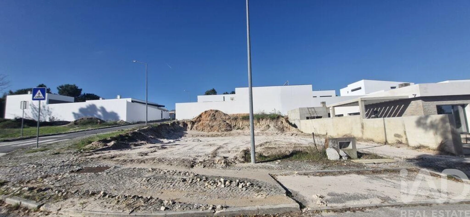 Moradia T3 para Venda em Rio Maior Foto 7