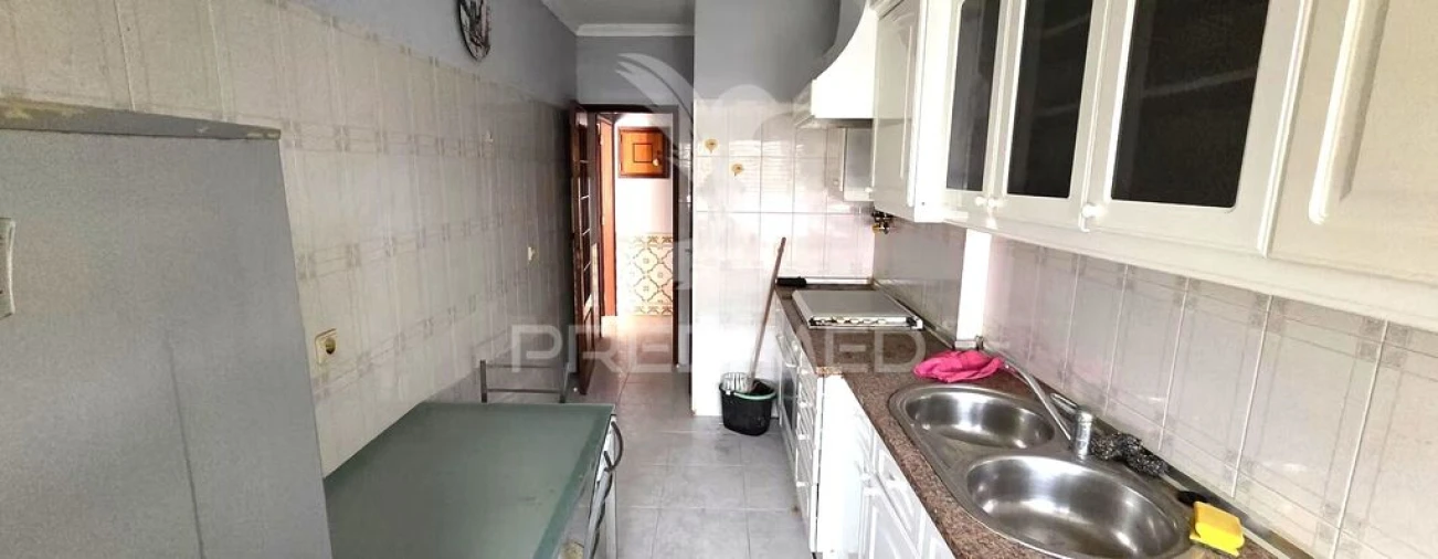 Apartamento T2 para Venda em Cacém e São Marcos Foto 3